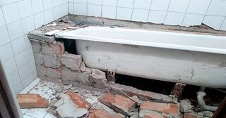 Демонтаж ванны в Нижнем Тагиле от Мастер24 — быстро, недорого, вывоз старой ванны от 1041 руб.